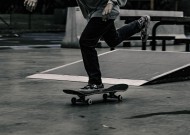 J9 Jiuyou Sports-双线溃败二十连败，勇士教练压力山大
